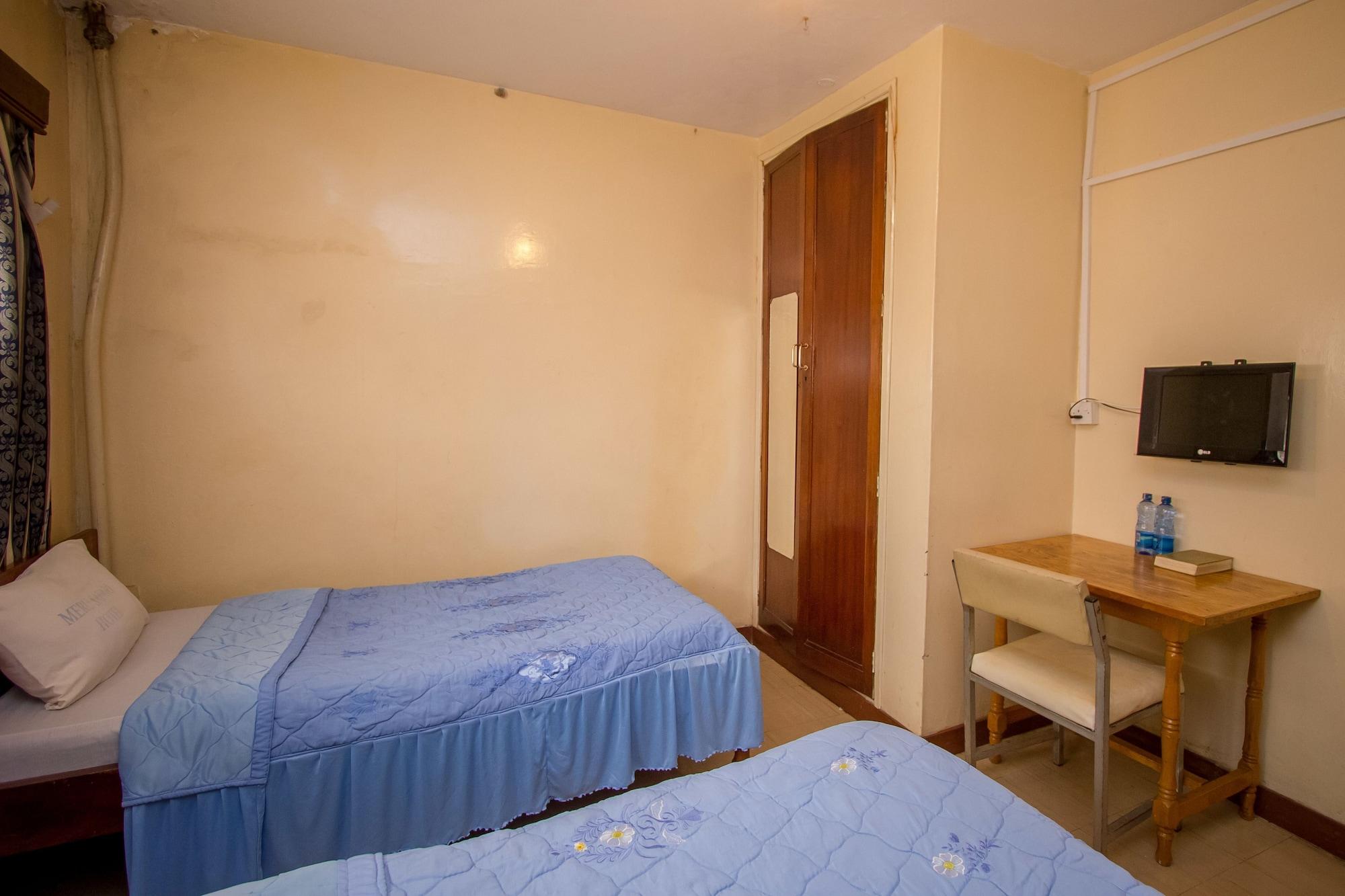 Meru Safari Hotel エクステリア 写真