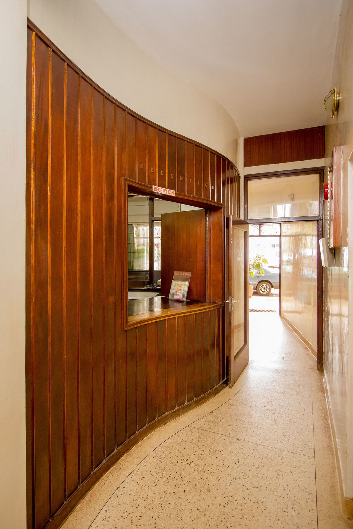 Meru Safari Hotel エクステリア 写真